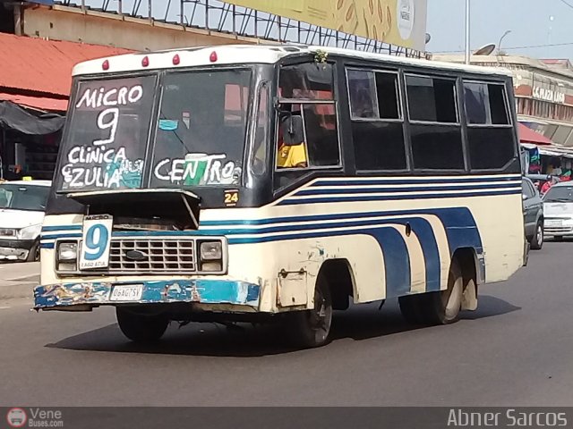 ZU - Micro 9 24 por Abner Sarcos