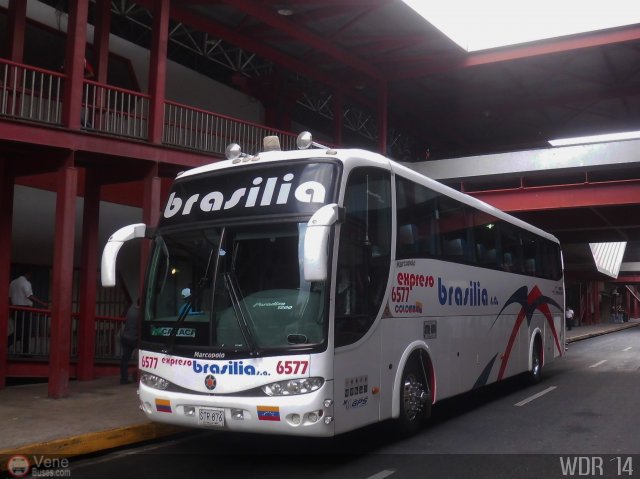 Expreso Brasilia 6577 por Waldir Mata