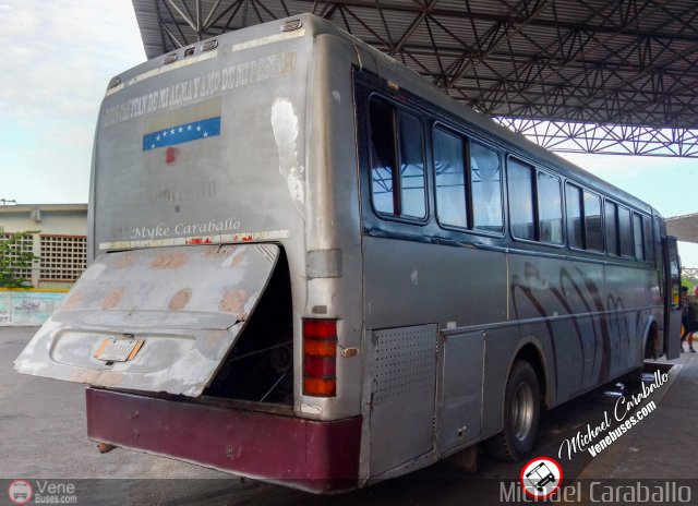 Expresos La Guayanesa 321 por Michael Caraballo