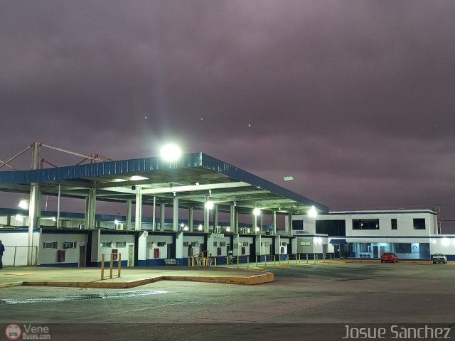 Garajes Paradas y Terminales El-Tigre por Josue Snchez