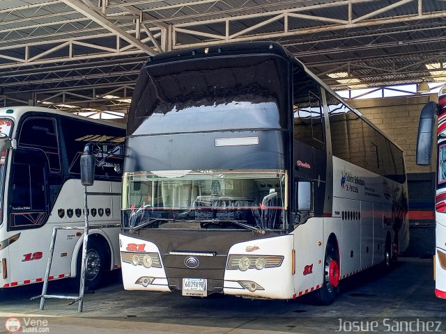 Ejecutivos Kova 031 por Josue Snchez