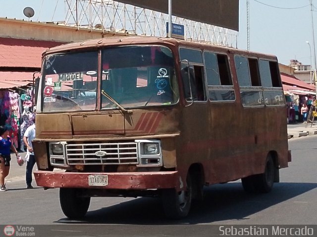 ZU - Los Claveles 27 por Sebastin Mercado