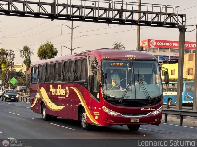 Empresa de Transporte Per� Bus S.A. 361 por Leonardo Saturno