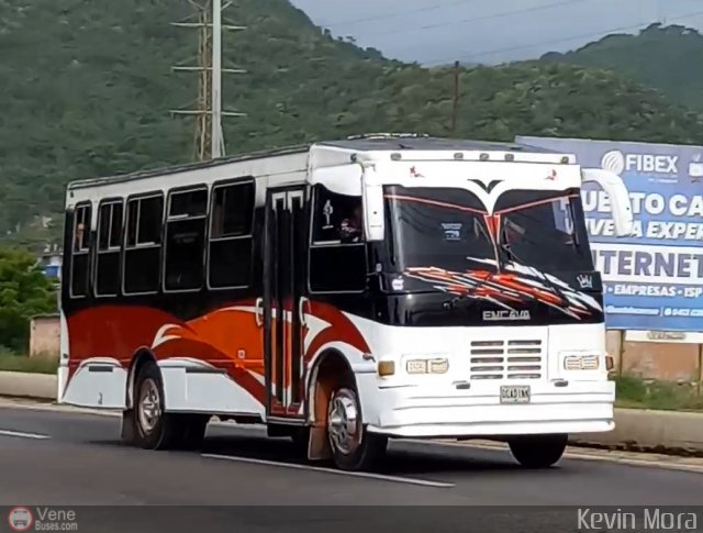 Particular 407 por Kevin Mora