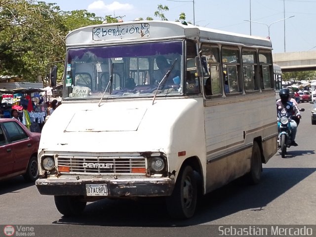 ZU - Los Claveles 60 por Sebastin Mercado