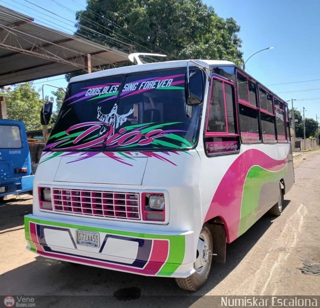 ZU - U.C. Carabobo 013 por Numiskar Escalona