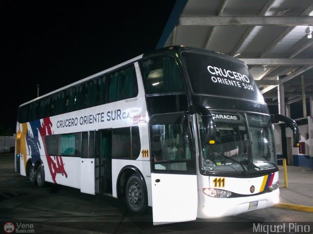 Cruceros Oriente Sur 111 por Miguel Pino
