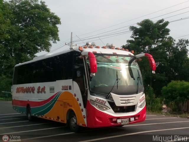 Sotracor S.A. 3121 por Miguel Pino