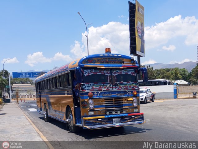 Transporte Agua Blanca 09 por Aly Baranauskas