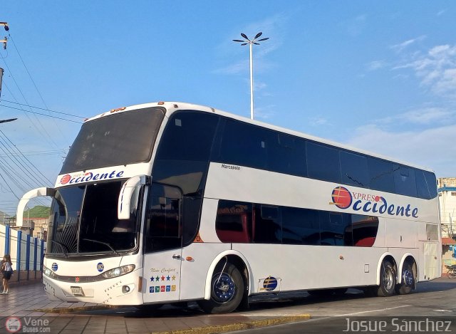 Expresos Occidente 182 por Josue S�nchez