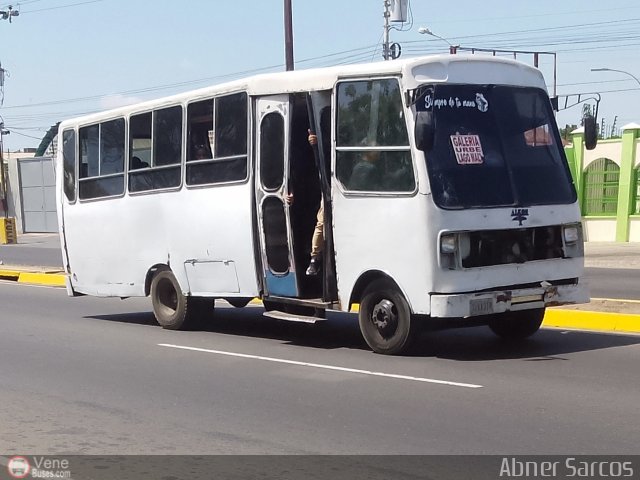 ZU - A.C.C.C. Por puesto Galer�as Urbe Lago Mall 19 por Abner Sarcos