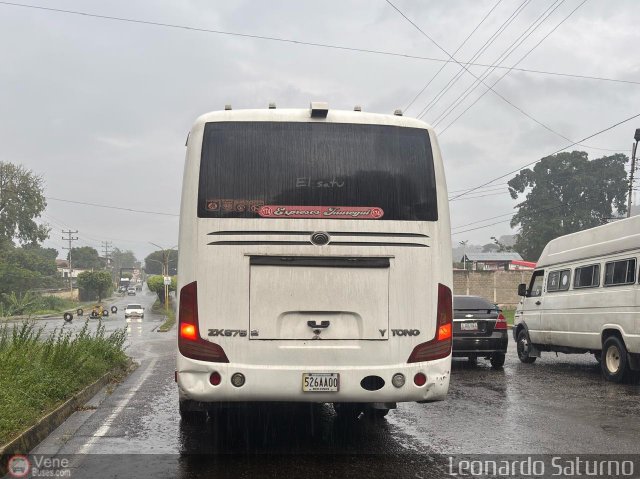 Expresos J�uregui 174 por Leonardo Saturno