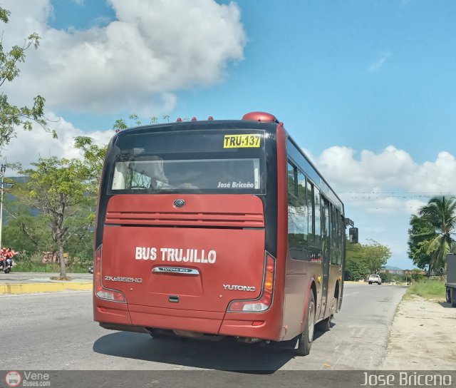 Bus Trujillo TRU-137 por Jos Briceo