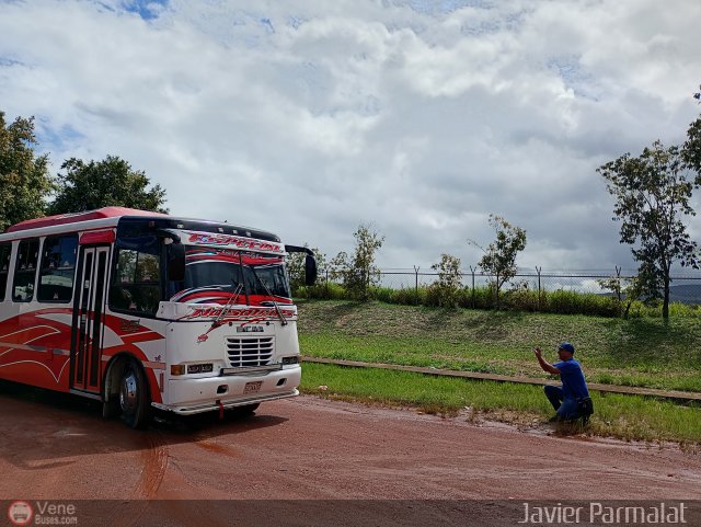 Nuestra gente 01 por Javier Arretureta
