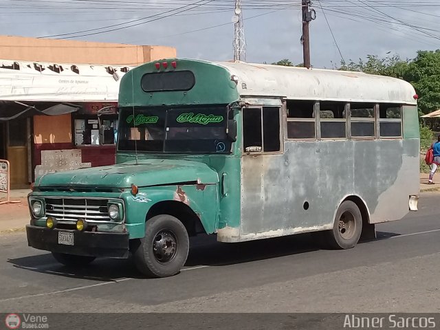 Colectivos 4 Bocas - El Moján 01 por Abner Sarcos