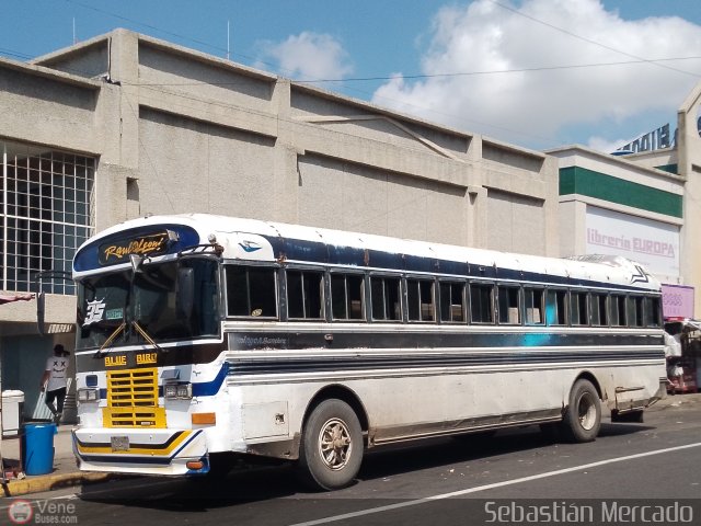 ZU - Ra�l Leoni 35 por Sebasti�n Mercado