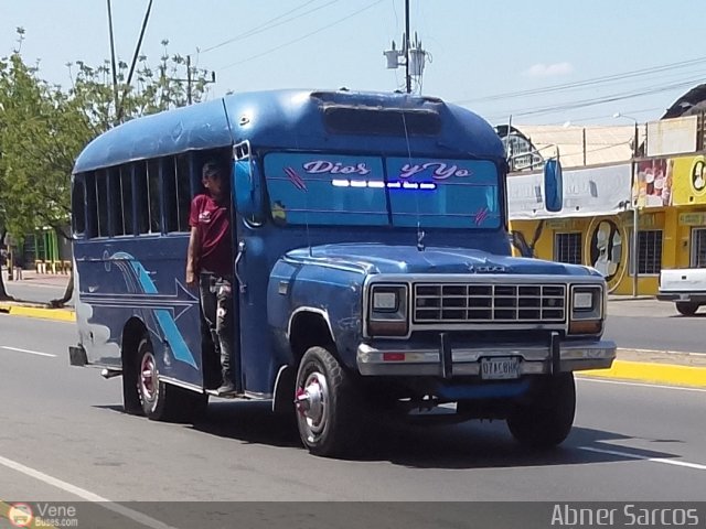 ZU - A.C. de Conductores Curva Villa Baralt 046 por Abner Sarcos