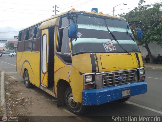 ZU - U.C. Barrio La Polar 806 por Sebastin Mercado