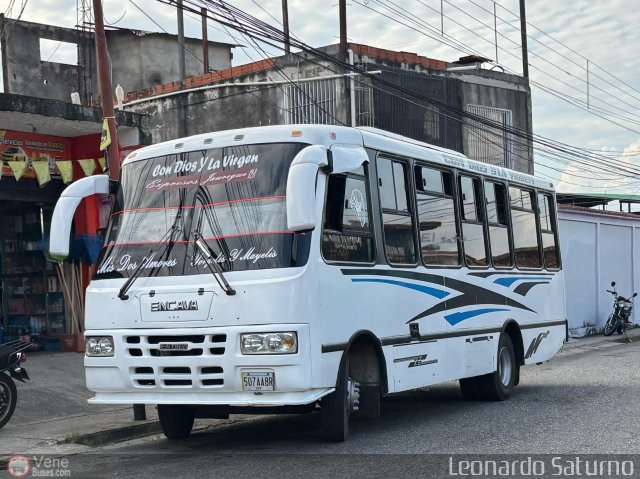 Expresos J�uregui 128 por Leonardo Saturno