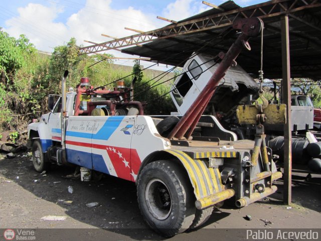 Expresos San Crist�bal 09-Grua por Pablo Acevedo