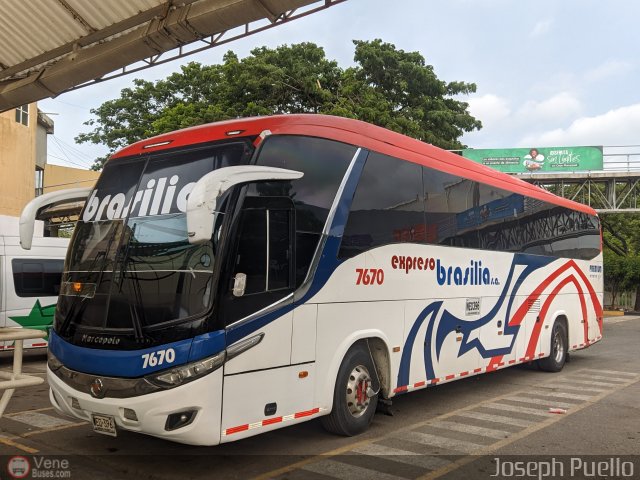 Expreso Brasilia 7670 por Joseph Puello