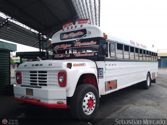 Colectivos La Rosita 015 por Sebastián Mercado