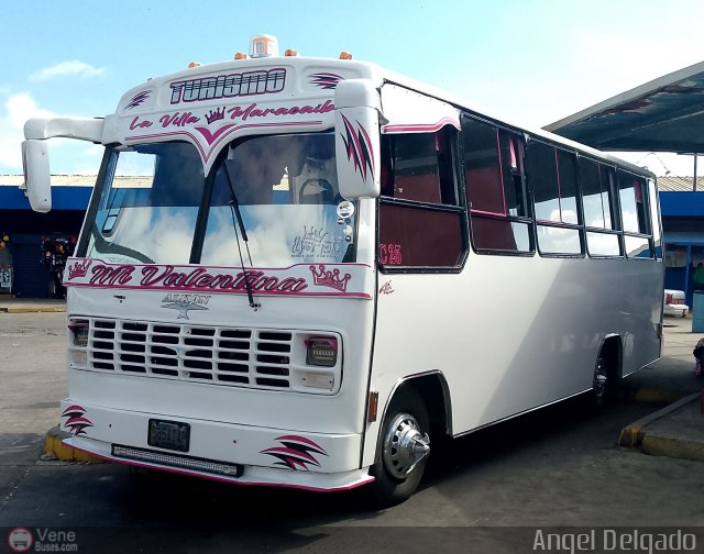 Autos Libres Por Puesto La Villa 09 por �ngel Delgado