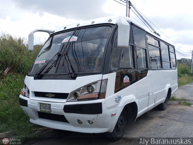 CA - Unin La Esmeralda 141 por Aly Baranauskas