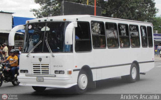 CA - Unión Vivienda Popular Los Guayos 295 por Andrés Ascanio