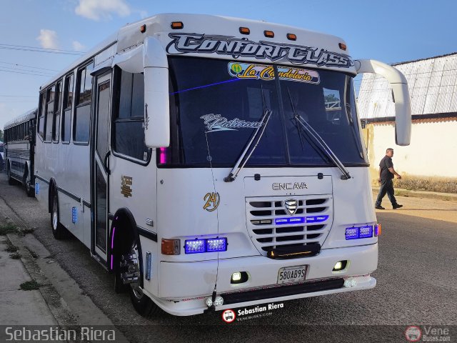 Coop. de Transporte La Candelaria 24 por Sebasti�n Riera