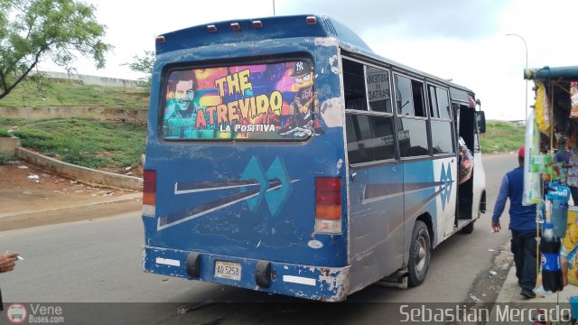 ZU - U.C. Barrio La Polar 185 por Sebastin Mercado