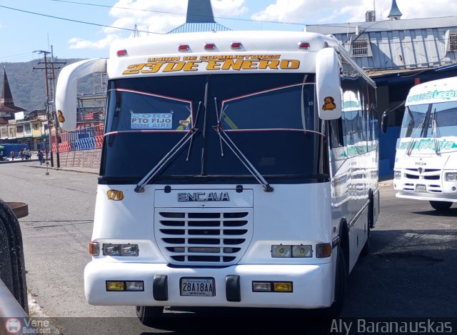 U.C. 23 de Enero 170 por Aly Baranauskas