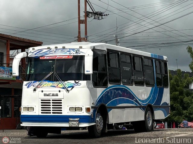 Expresos J�uregui 528 por Leonardo Saturno