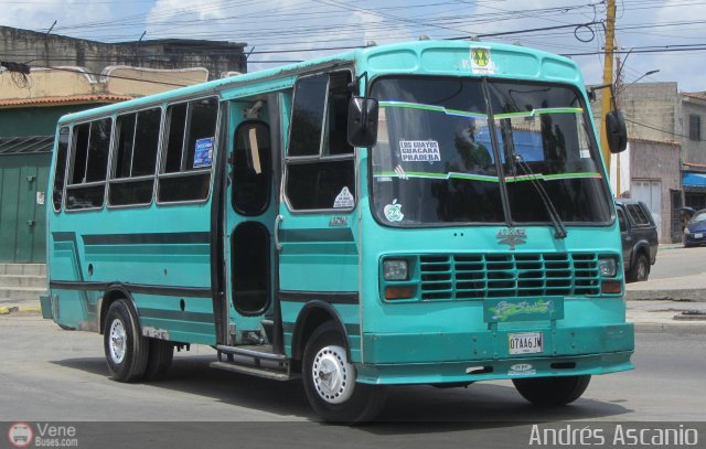 Coop. La Moderna 24 por Andr�s Ascanio