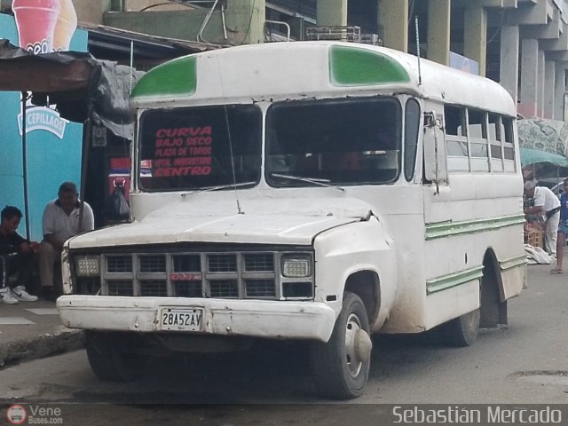 ZU - Curva - Bajo Seco 13 por Sebastin Mercado