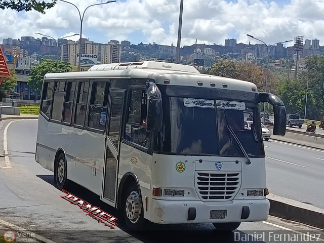 Coop. Transporte Menca de Leoni 048 por Daniel Fern�ndez