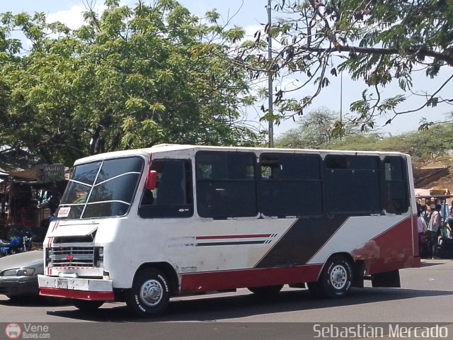 ZU - Los Claveles 26 por Sebastin Mercado