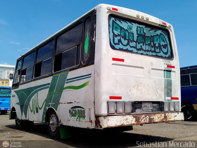 ZU - U.C. Barrio La Polar 840 por Sebastián Mercado