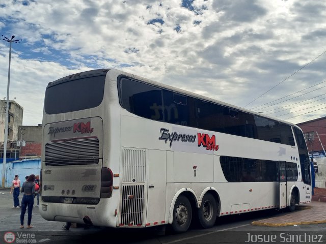 Expresos KM 2015 0062 por Josue Snchez