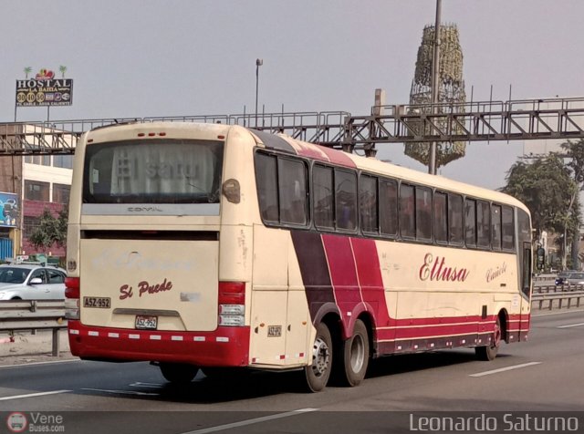 E.T. Transportistas Unidos S.A. 180 por Leonardo Saturno