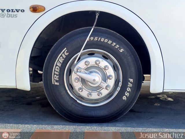 Ejecutivos Kova 012 por Josue Snchez