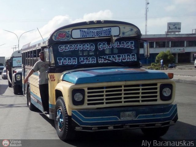 CA - Autobuses de Tocuyito Libertador 19 por Aly Baranauskas