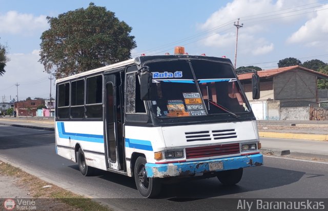 LA - Ruta 15 977 por Aly Baranauskas