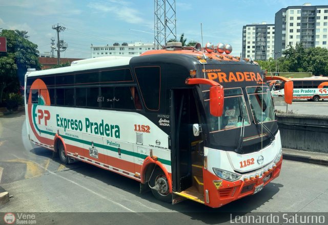 Expreso Pradera Palmira 1152 por Leonardo Saturno