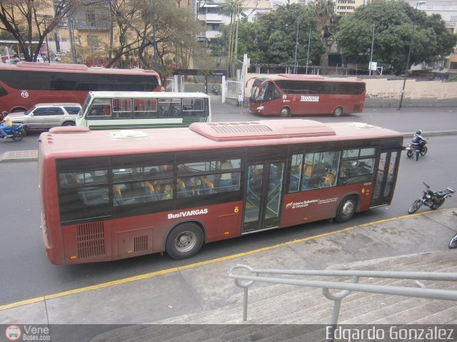 Bus Vargas 6877 por Edgardo Gonzlez