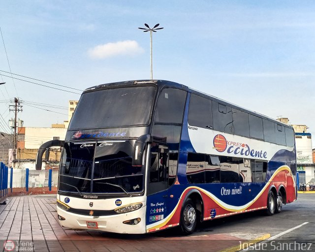 Expresos Occidente 330 por Josue S�nchez