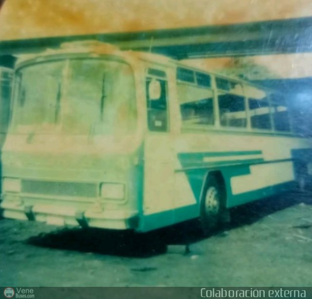 Lnea Morn 08 por Moiss Silva Colombo