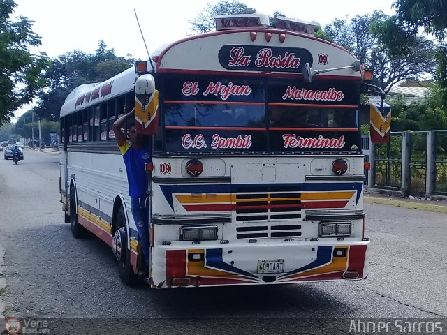 Colectivos La Rosita 009 por Abner Sarcos