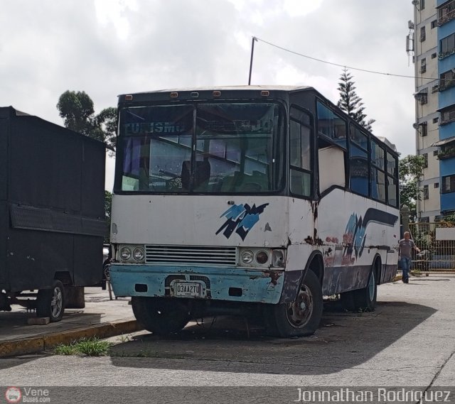 En Chiveras Abandonados Recuperacin Caracas por Jonnathan Rodrguez