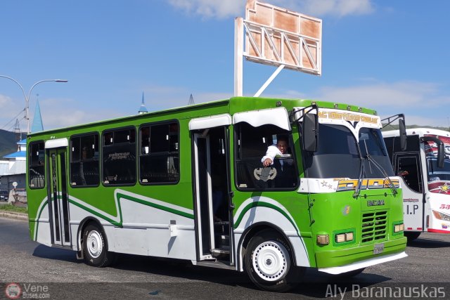 A.C. Unin Puerto Cabello 32 por Aly Baranauskas